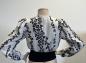 Preview: Rinascimento Bluse Weiß mit schwarzem Leoprint